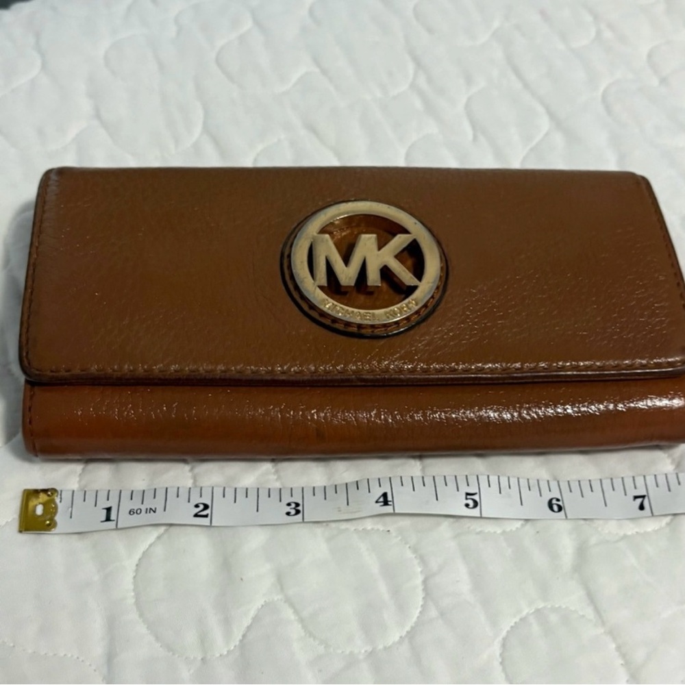 Michael Kors - Brown Fulton Flap Continental Leather Wallet - Picture 5 of 11